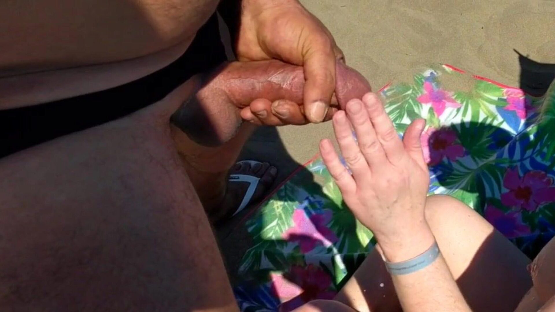 STRANGER SHOOTS CUM ON ME AT THE BEACH - Nips-n-Lips His big rock hard knob covered me in hot cum XXX I jacked his knob until this chab couldn't take it any longer and had to shoot